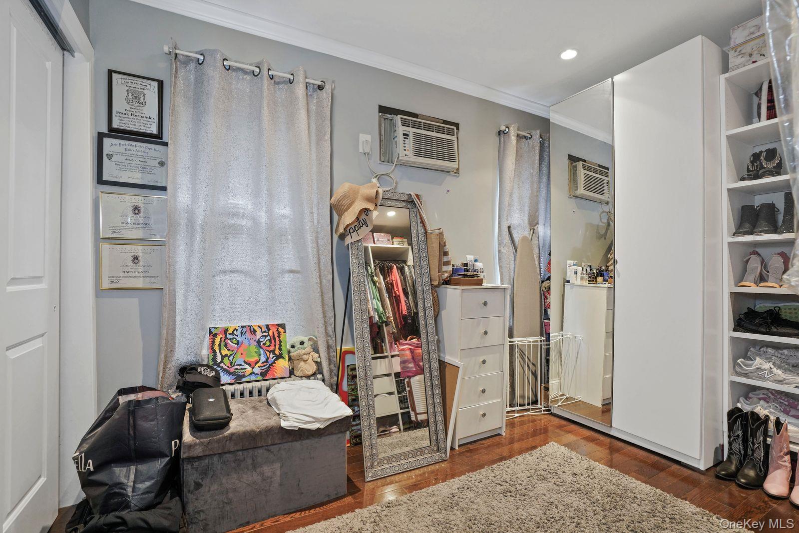 70-49 66th Place, Glendale, NY 11385