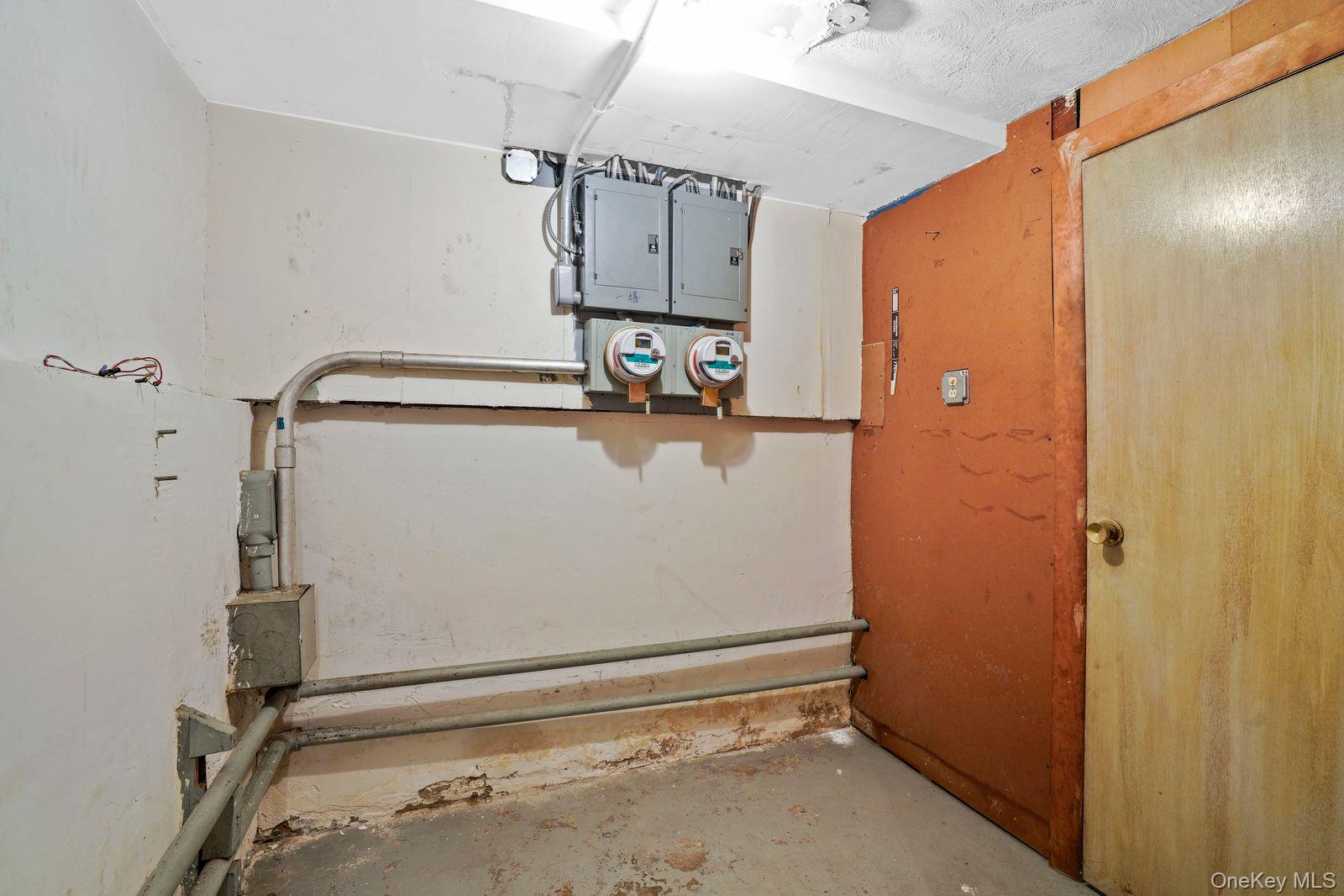 70-49 66th Place, Glendale, NY 11385