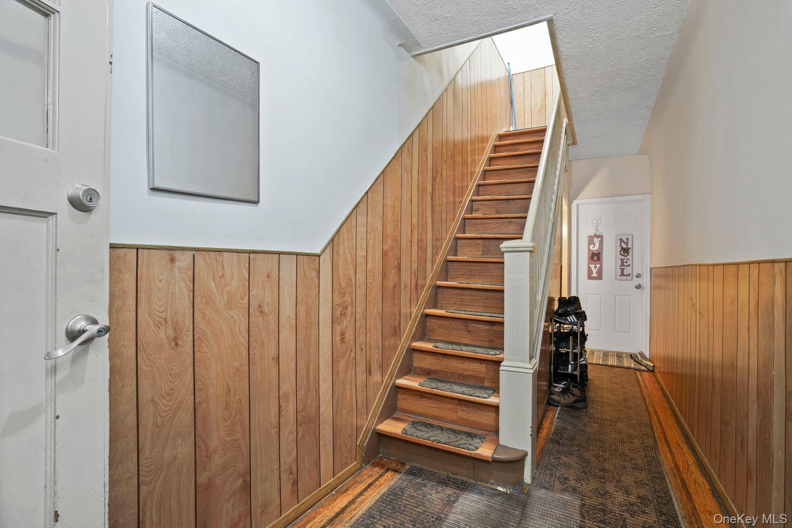 70-49 66th Place, Glendale, NY 11385