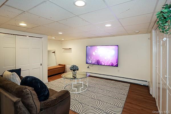 12 Barnum Avenue, Plainview, NY 11803