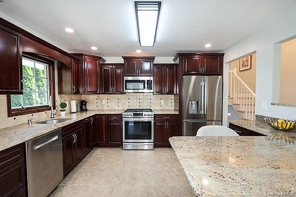 12 Barnum Avenue, Plainview, NY 11803