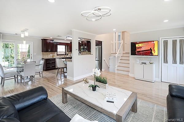 12 Barnum Avenue, Plainview, NY 11803