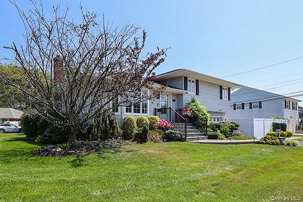 12 Barnum Avenue, Plainview, NY 11803