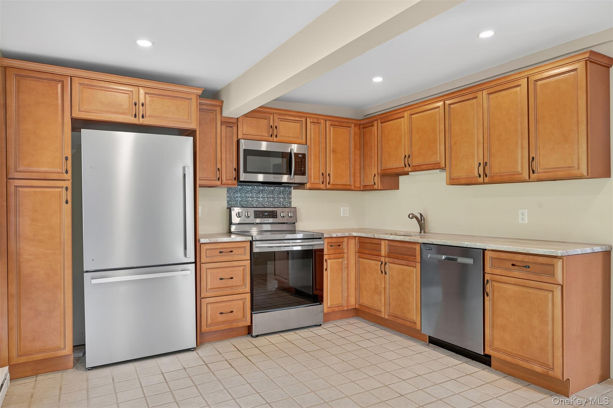 14 Oak Street, Rhinebeck, NY 12572