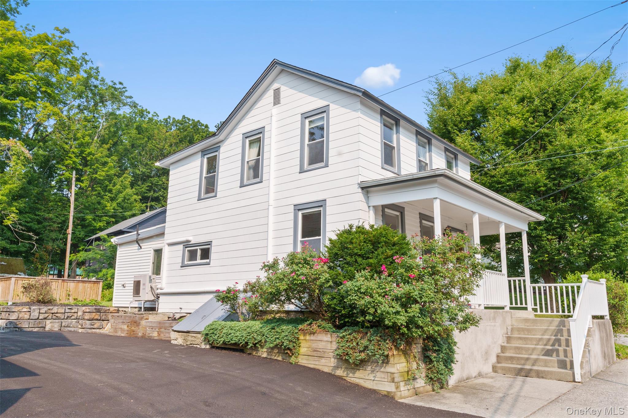 14 Oak Street, Rhinebeck, NY 12572