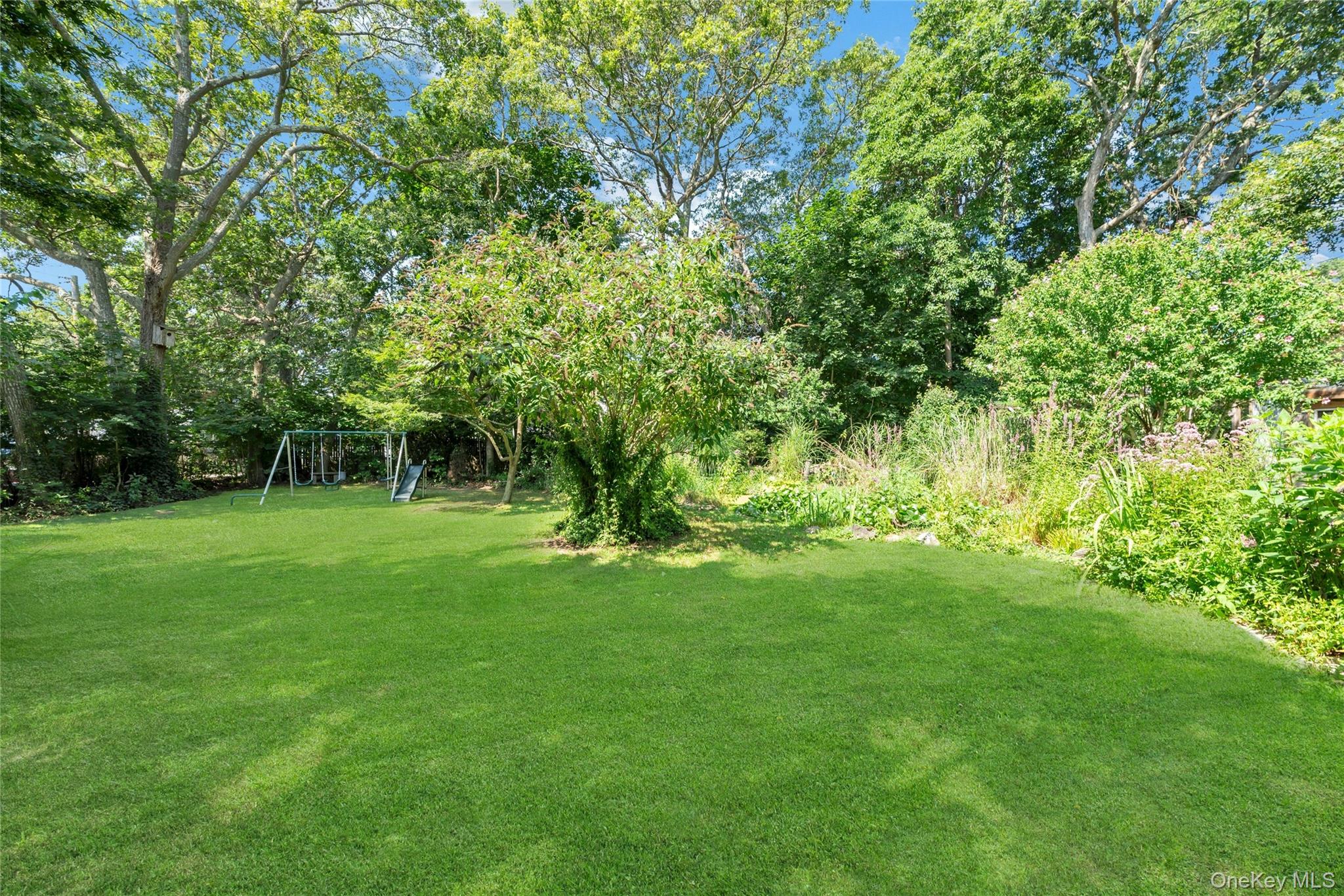 57 Flower Road, Mastic Beach, NY 11951