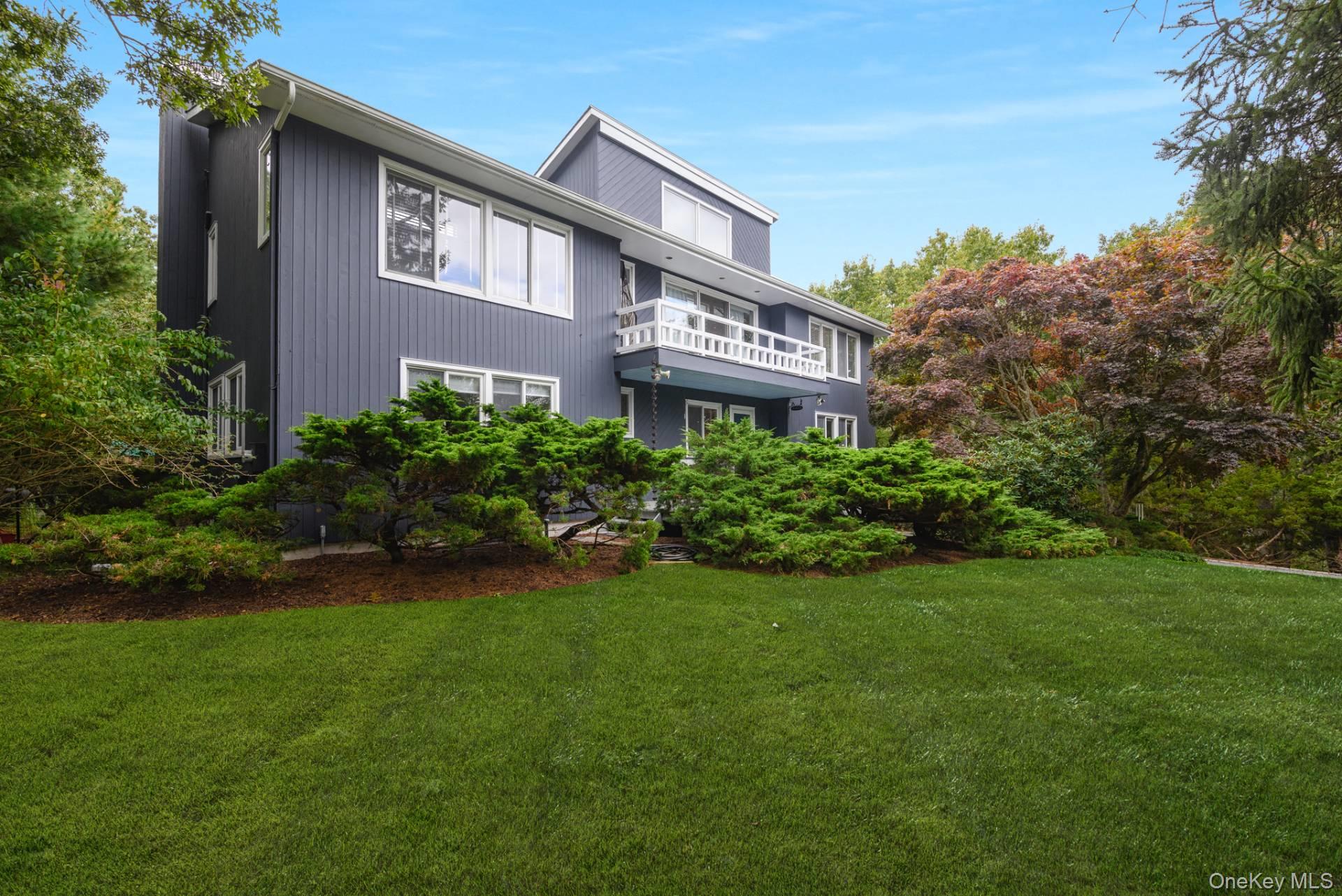 6 Trail Court, Water Mill, NY 11976