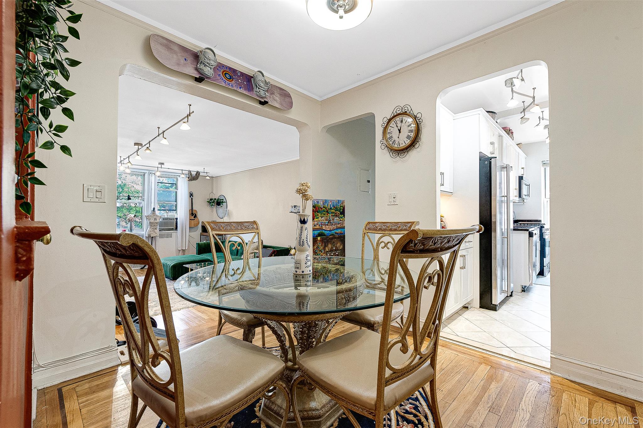 68-63 108th Street # 2D, Forest Hills, NY 11375