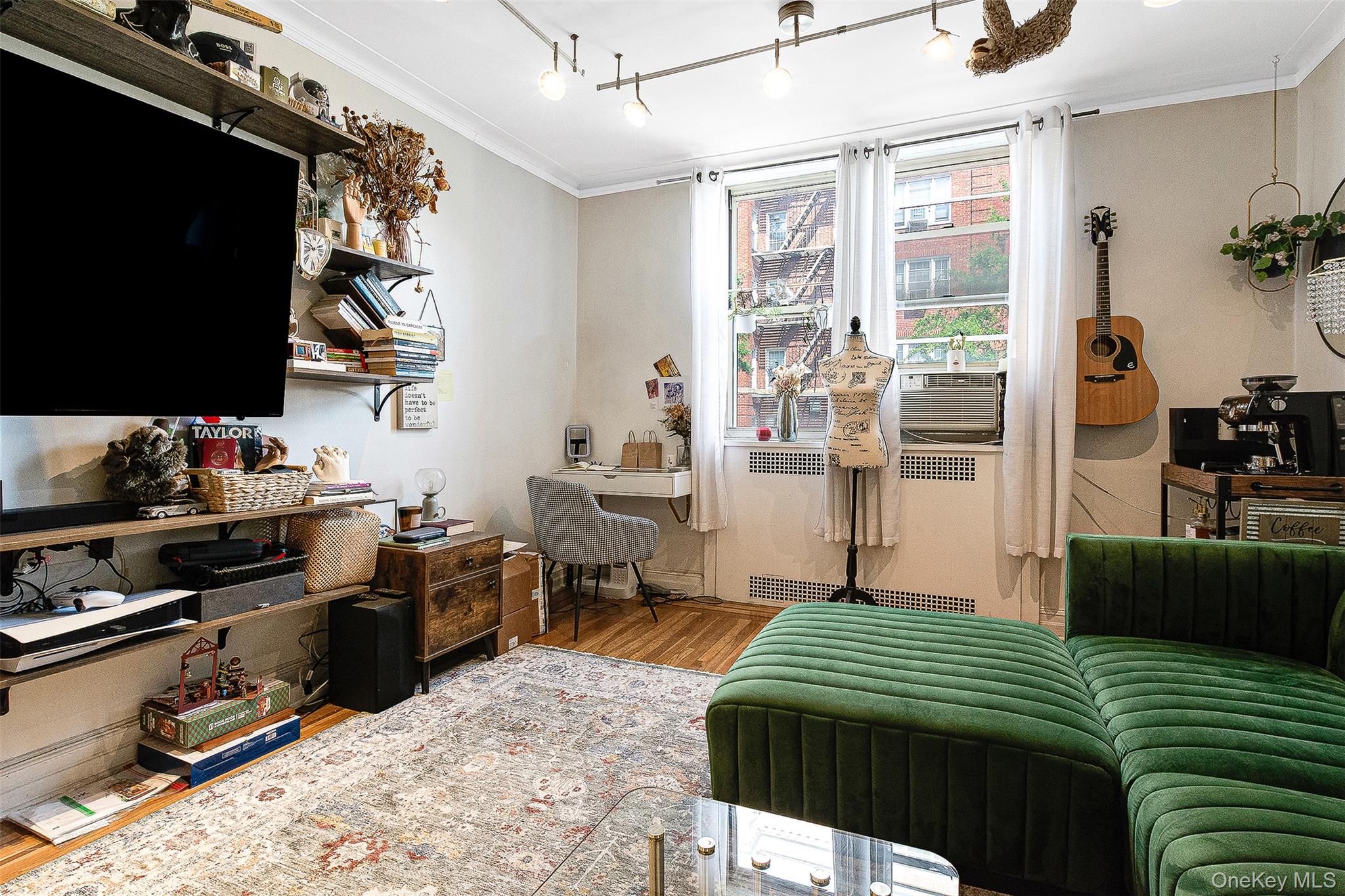 68-63 108th Street # 2D, Forest Hills, NY 11375