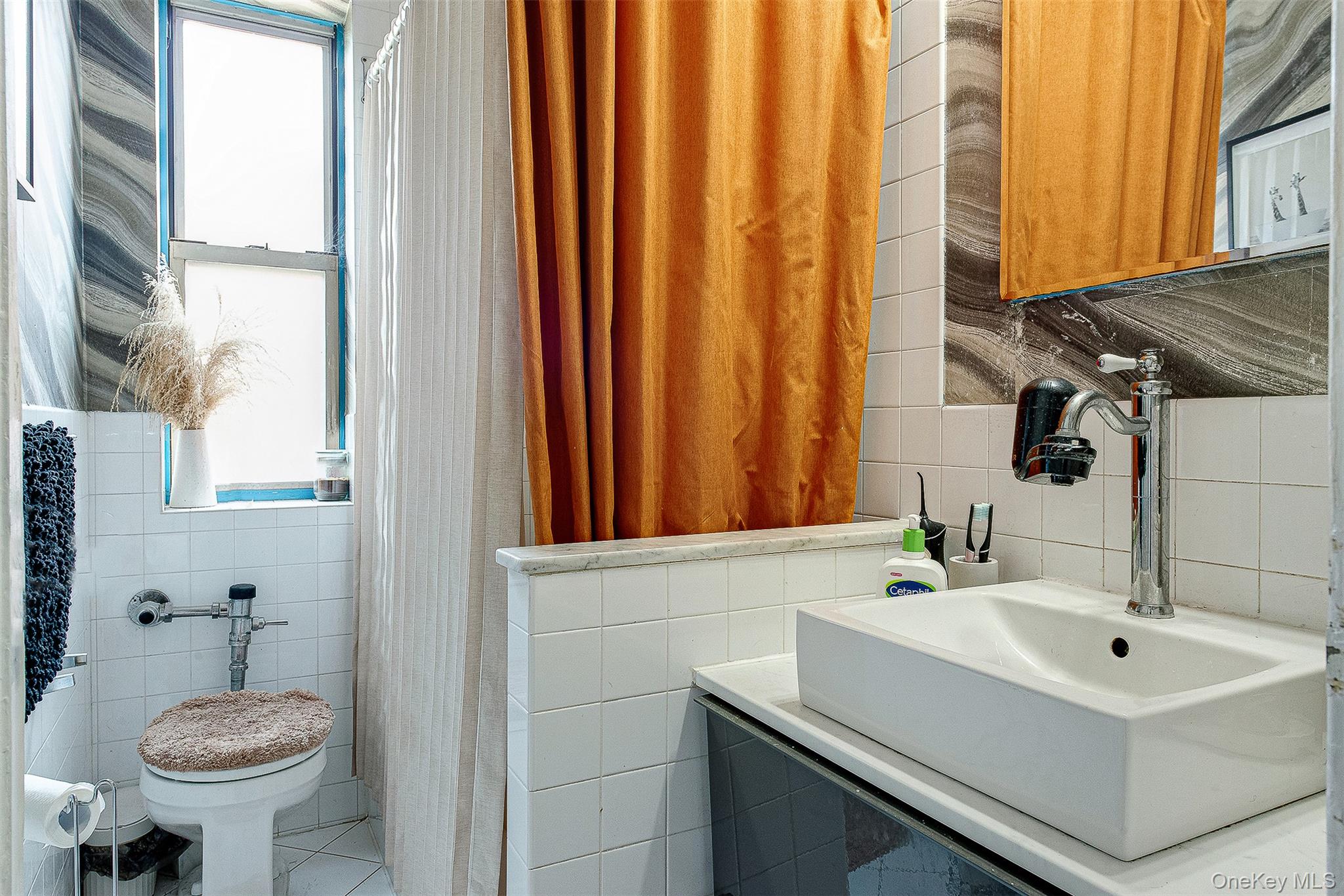 68-63 108th Street # 2D, Forest Hills, NY 11375