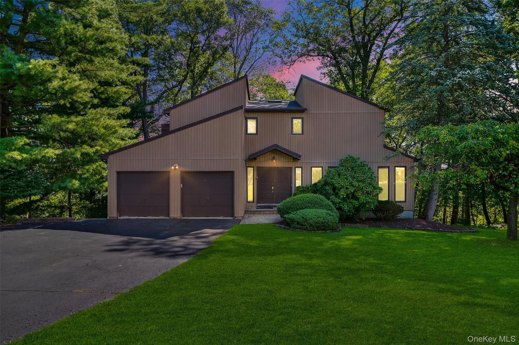 127 Bellows Lane, New City, NY 10956