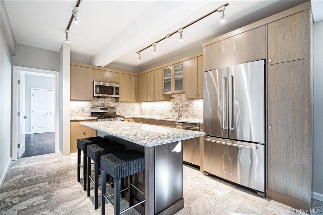 6 Palmer Avenue # 1, Scarsdale, NY 10583