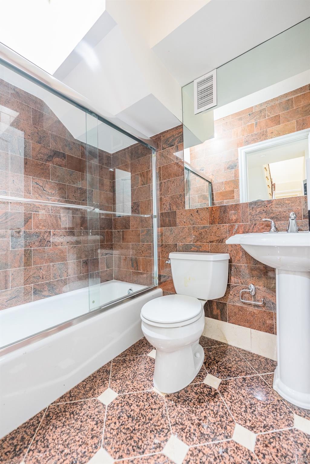 117 Crabapple Road, Manhasset, NY 11030