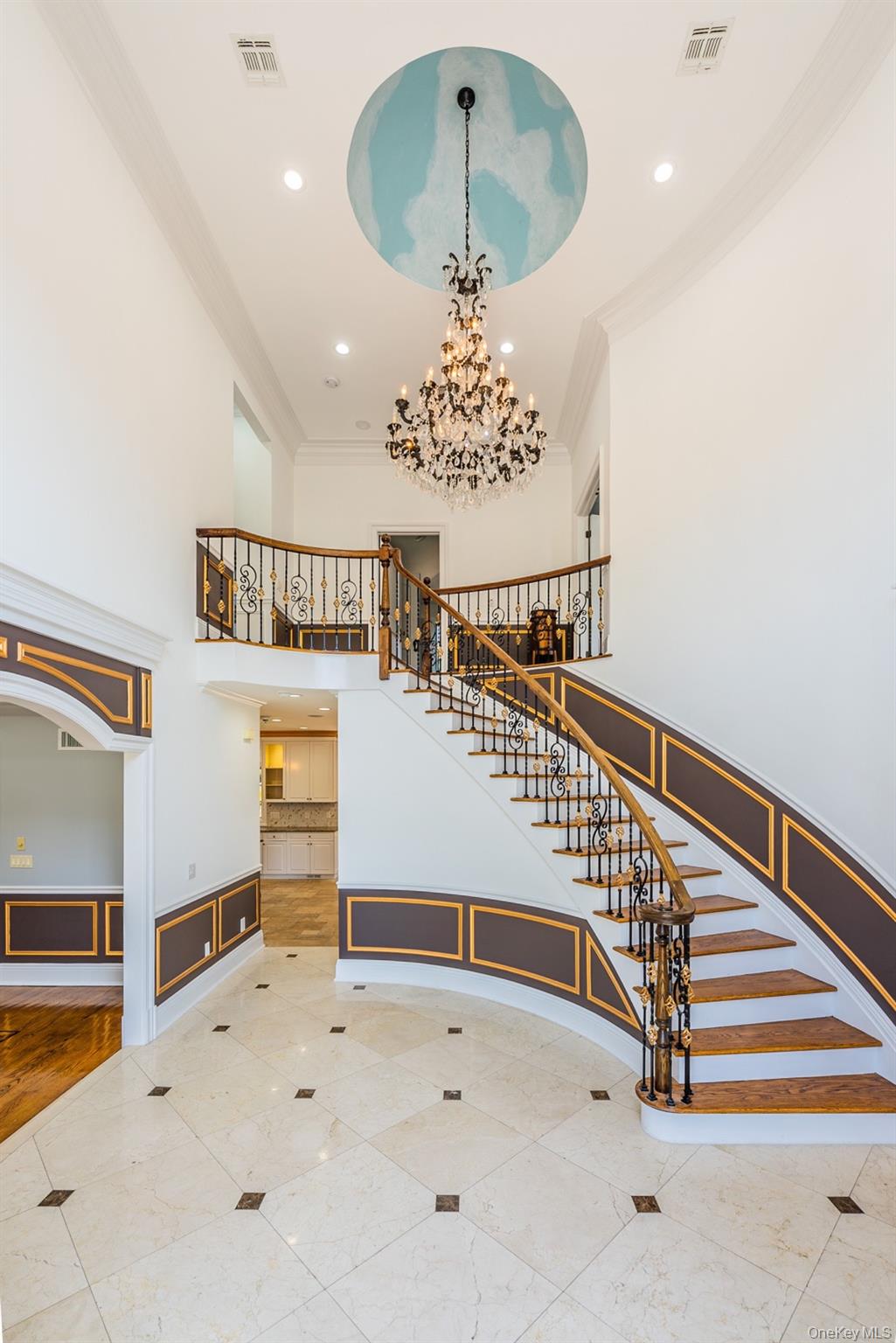 117 Crabapple Road, Manhasset, NY 11030