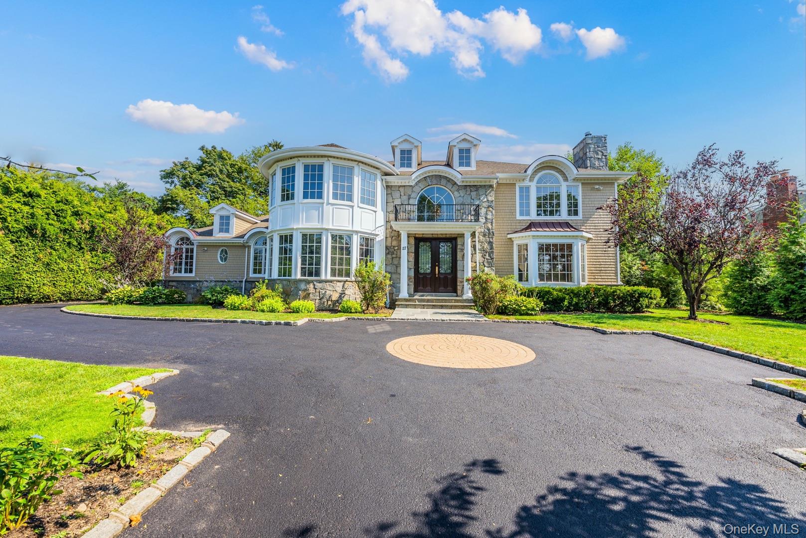 117 Crabapple Road, Manhasset, NY 11030