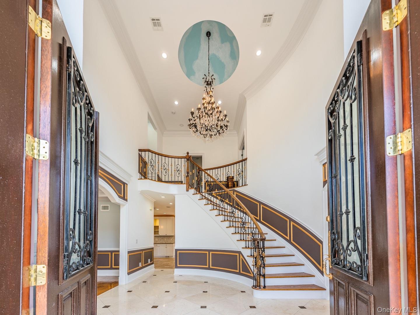 117 Crabapple Road, Manhasset, NY 11030