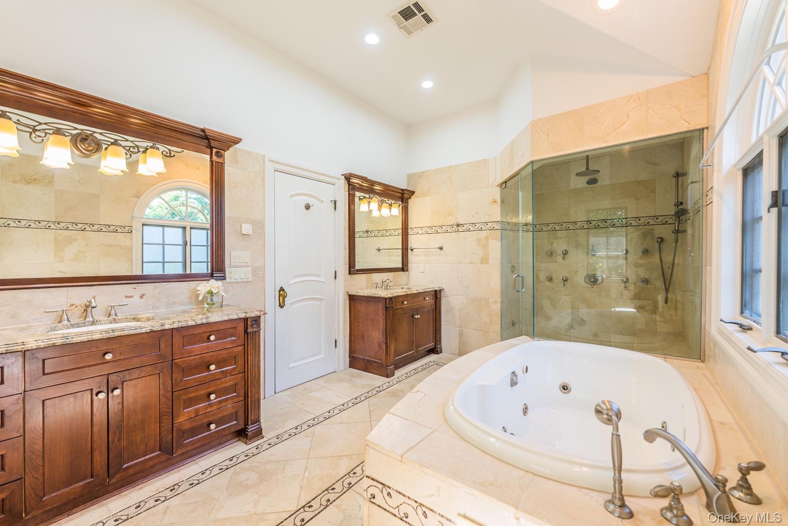 117 Crabapple Road, Manhasset, NY 11030