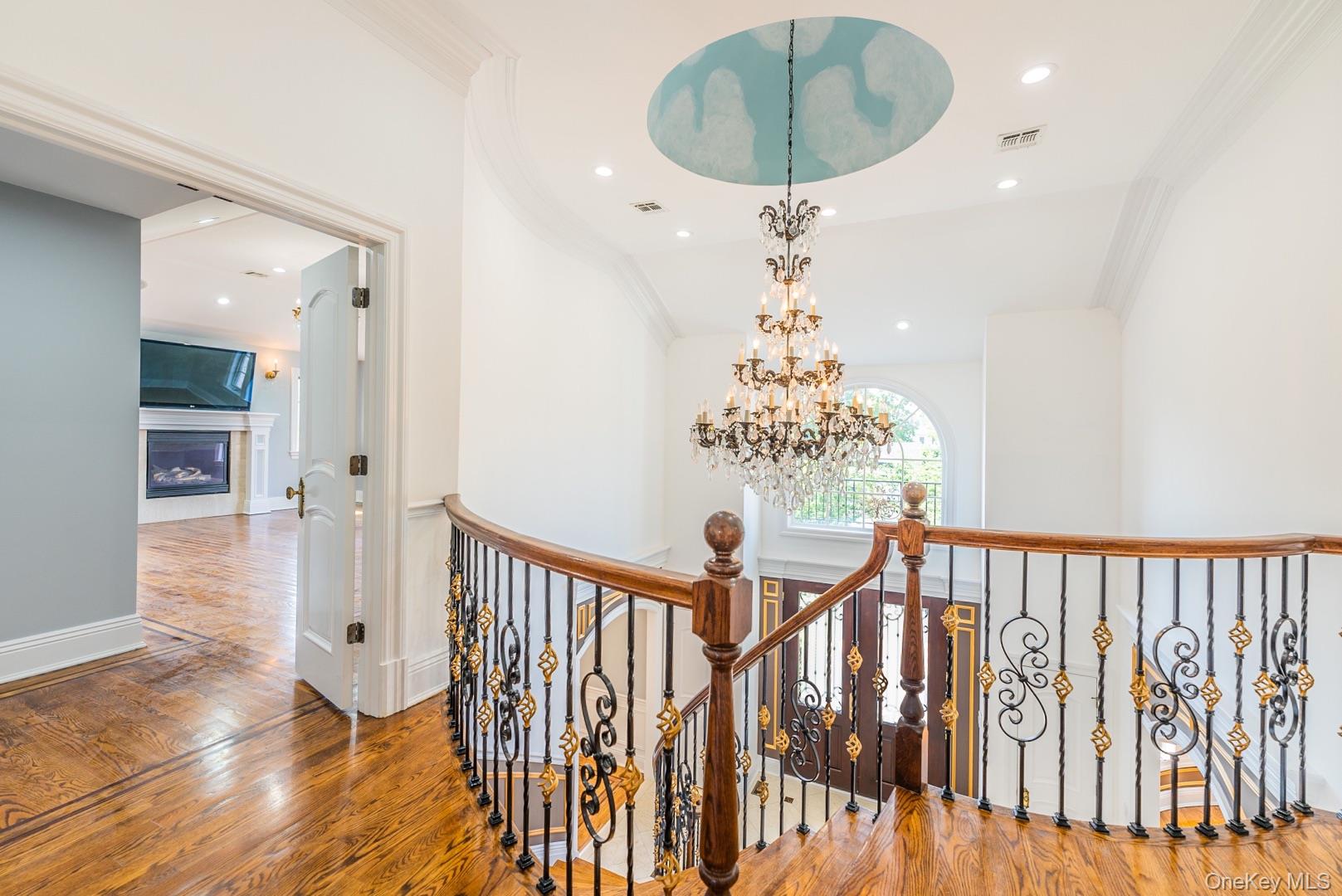 117 Crabapple Road, Manhasset, NY 11030