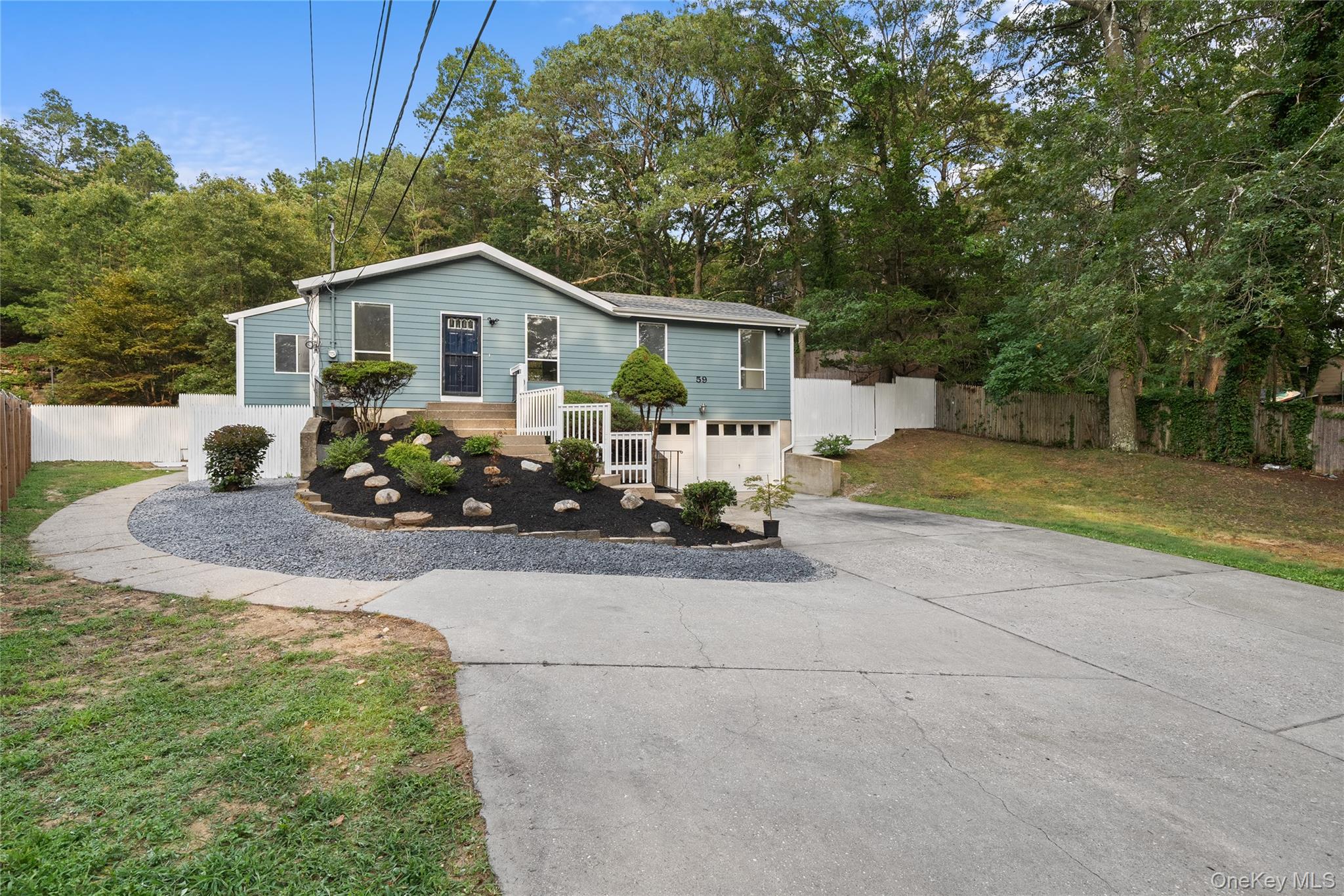 59 Breeze Avenue, Ronkonkoma, NY 11779