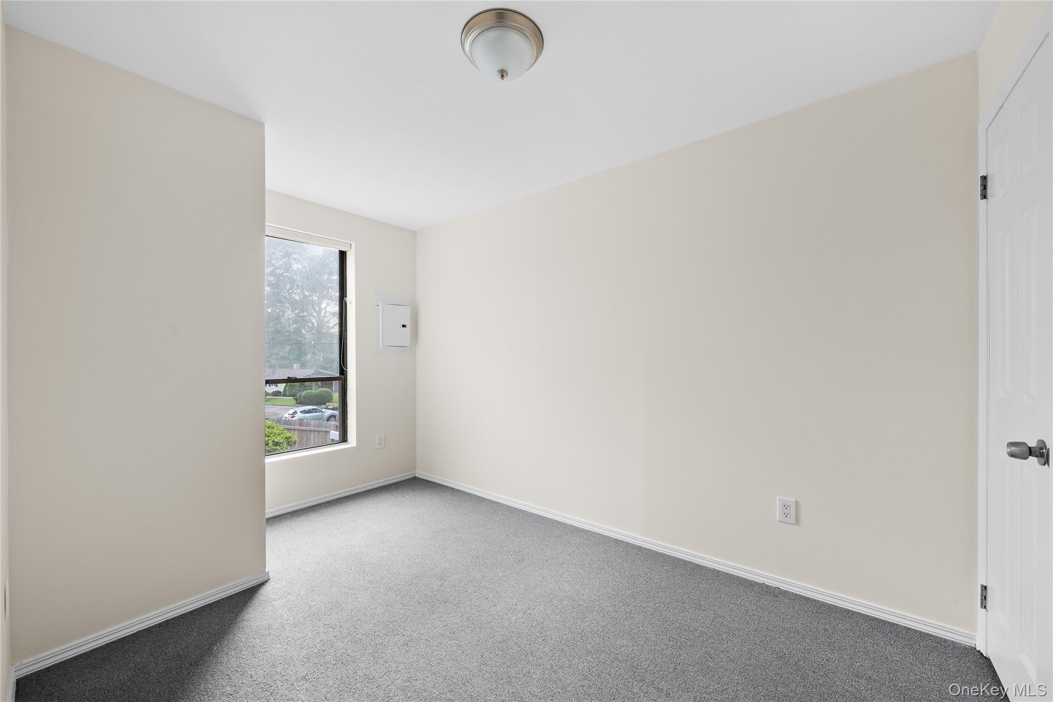 59 Breeze Avenue, Ronkonkoma, NY 11779