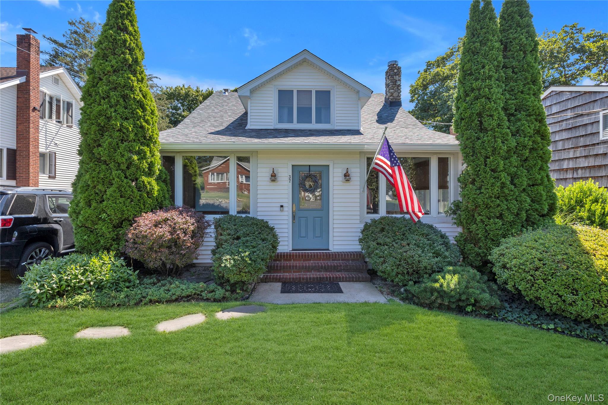 37 Grand Avenue, Northport, NY 11768