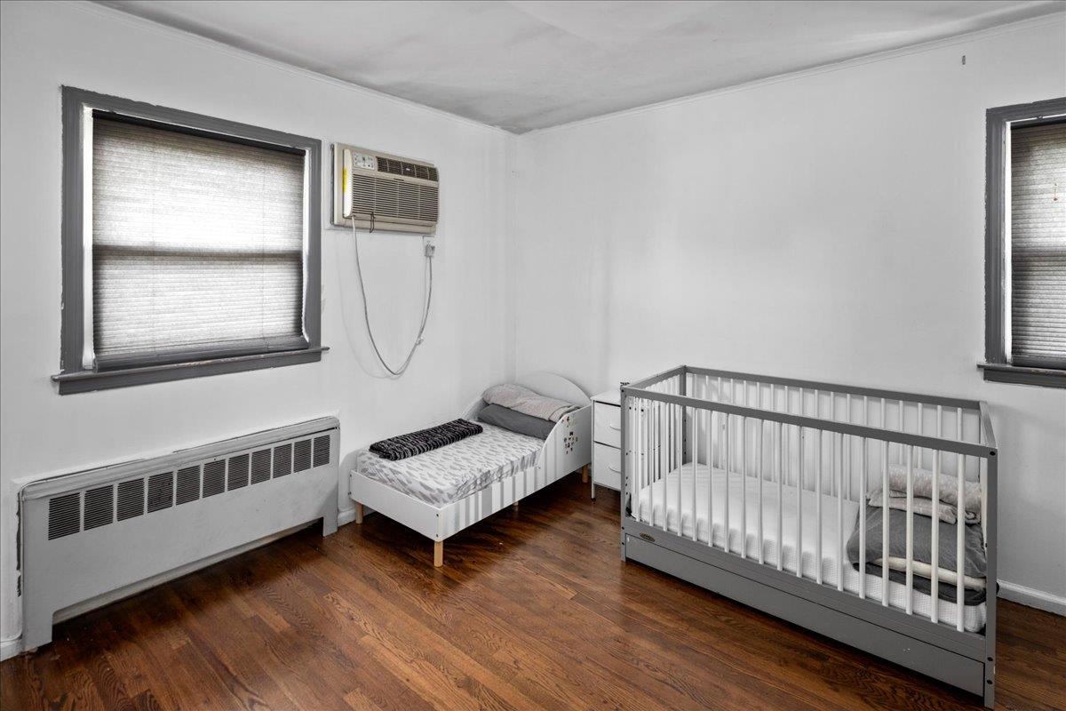 559 Arlington Place, Cedarhurst, NY 11516