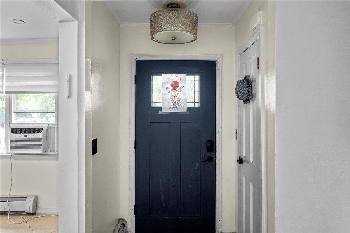 559 Arlington Place, Cedarhurst, NY 11516