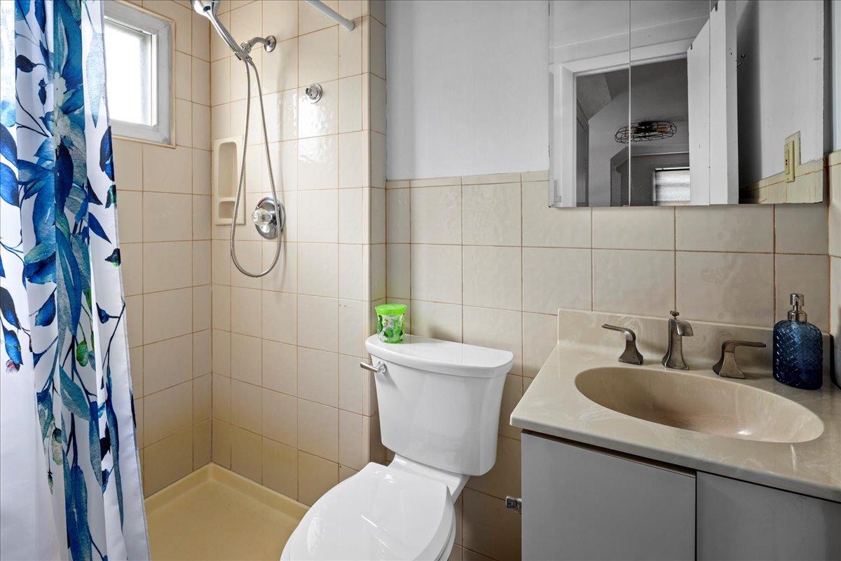 559 Arlington Place, Cedarhurst, NY 11516