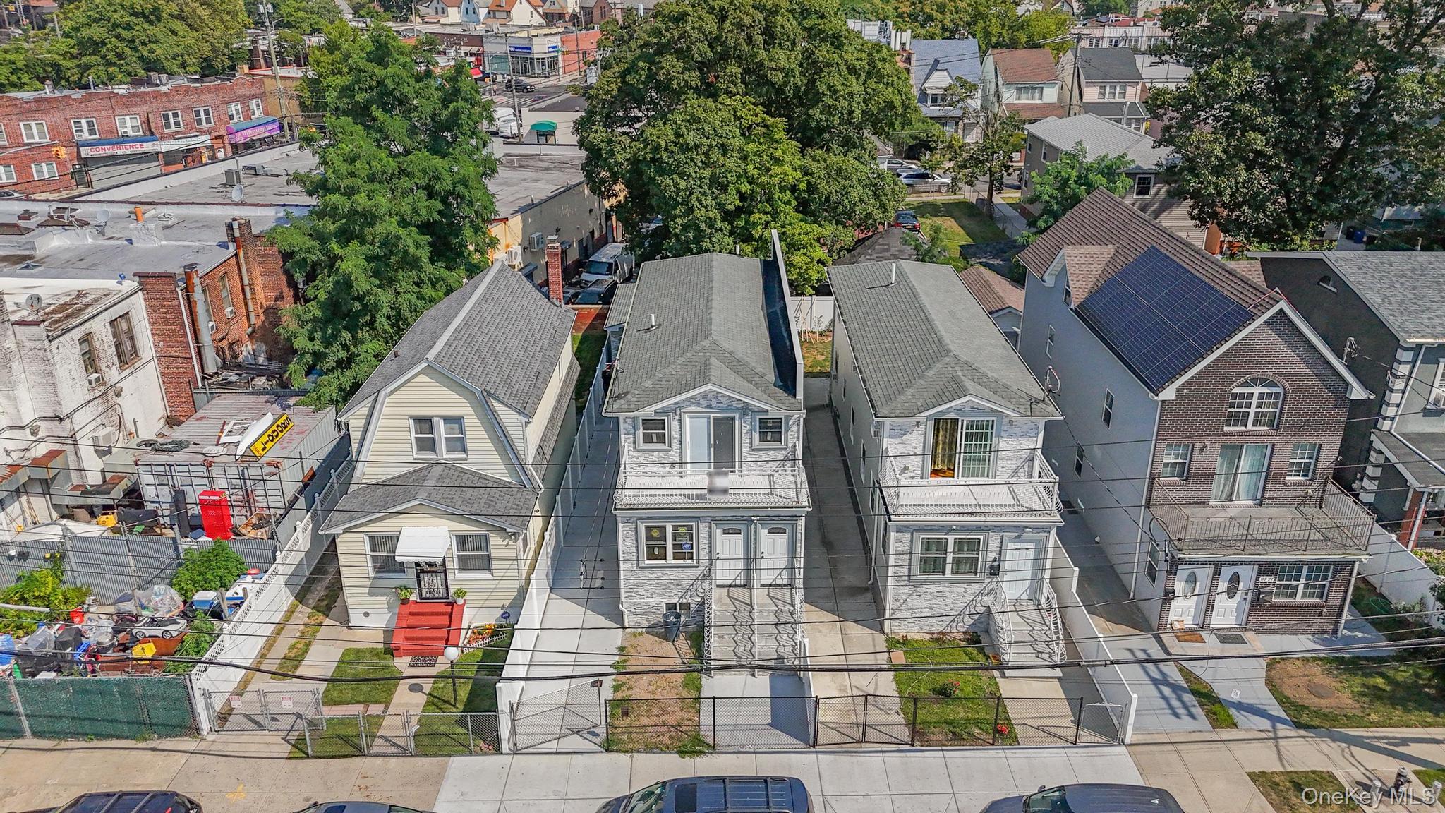 18821 118th Avenue, Saint Albans, NY 11412