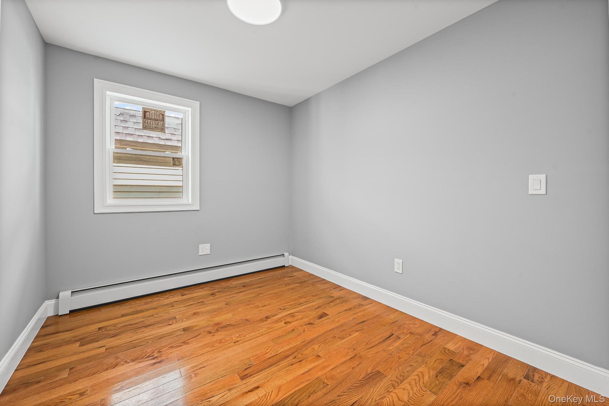 18821 118th Avenue, Saint Albans, NY 11412