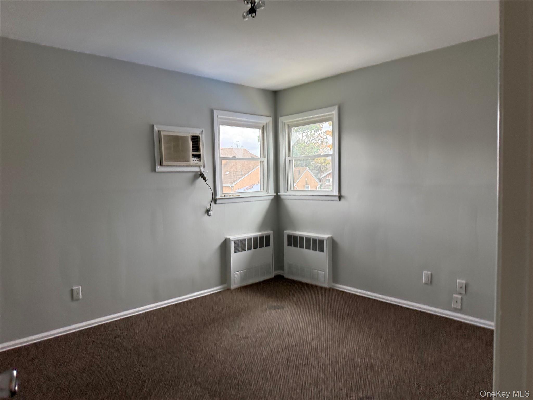 235 Jefferson Avenue, Mineola, NY 11501