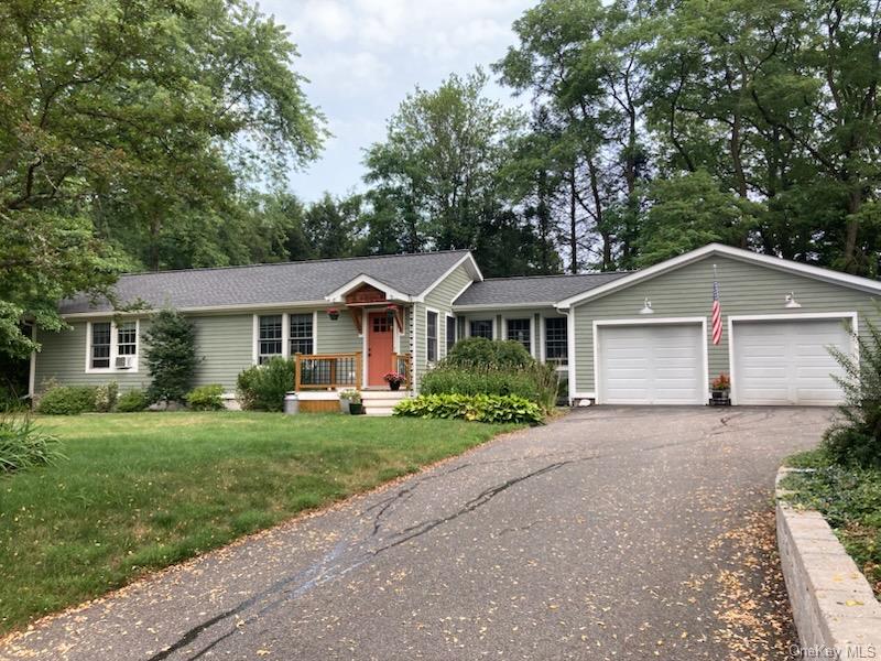 14 Knoth Road, Wallkill, NY 12589