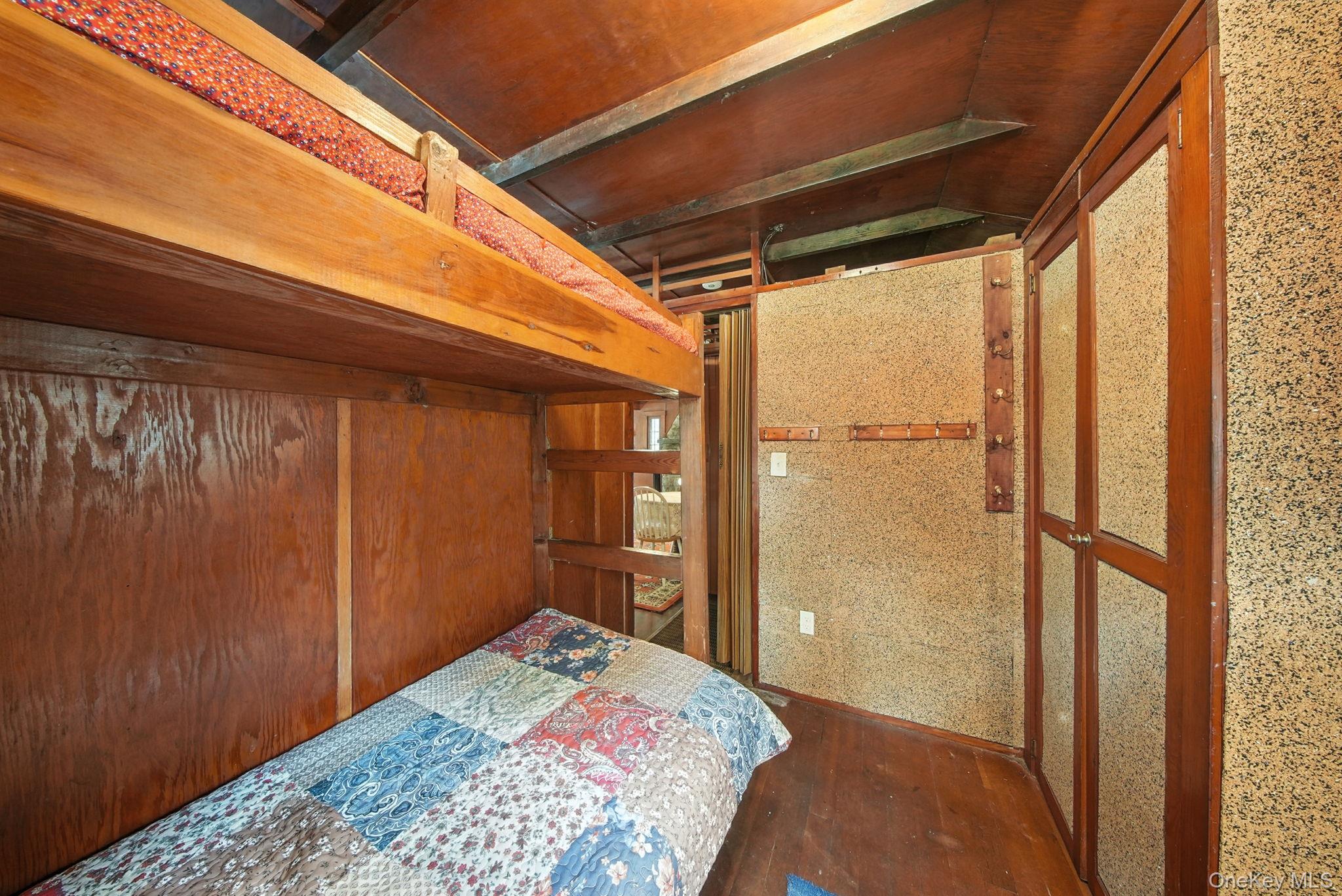 34 W Adirondack Tr Tr, Smallwood, NY 12720