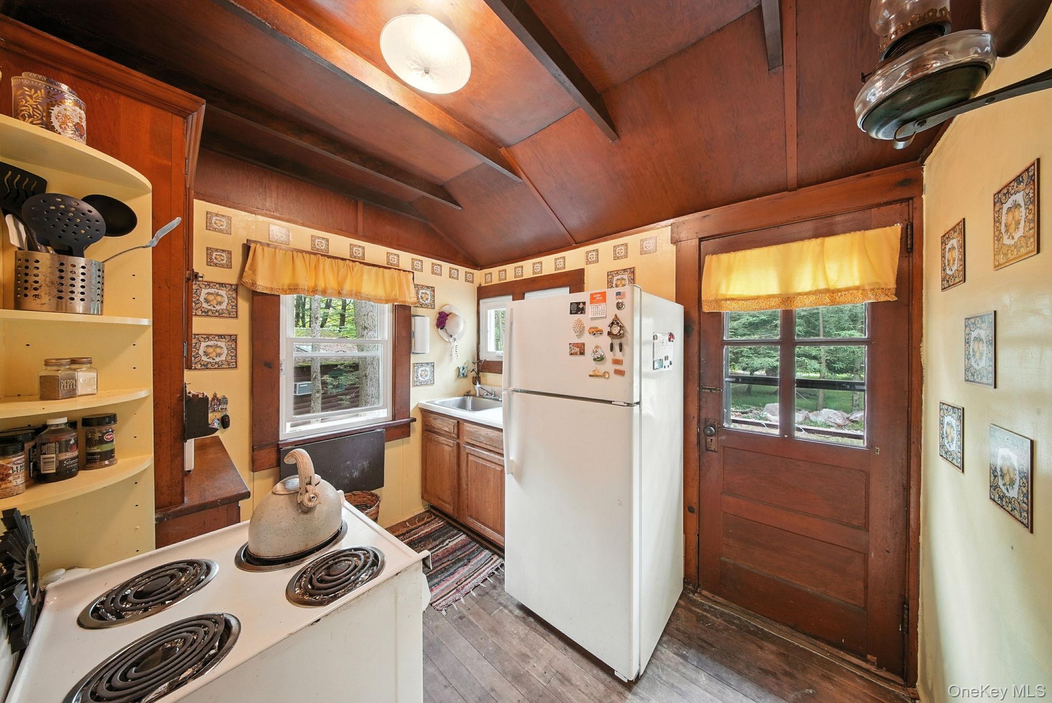 34 W Adirondack Tr Tr, Smallwood, NY 12720