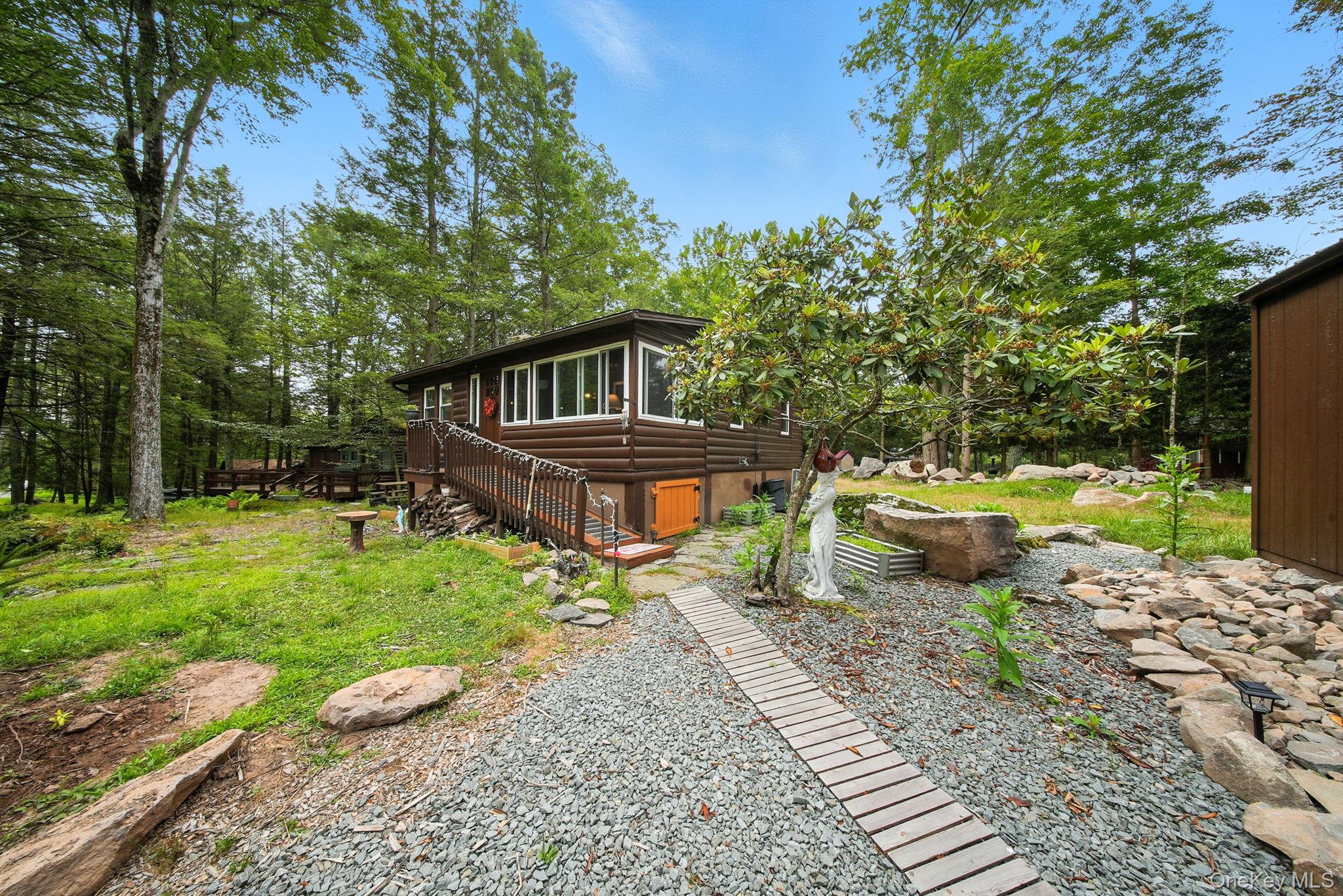 34 W Adirondack Tr Tr, Smallwood, NY 12720