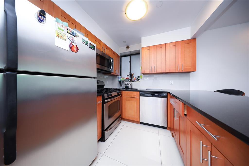 1520 W 10th Street # 2A, Brooklyn, NY 11204