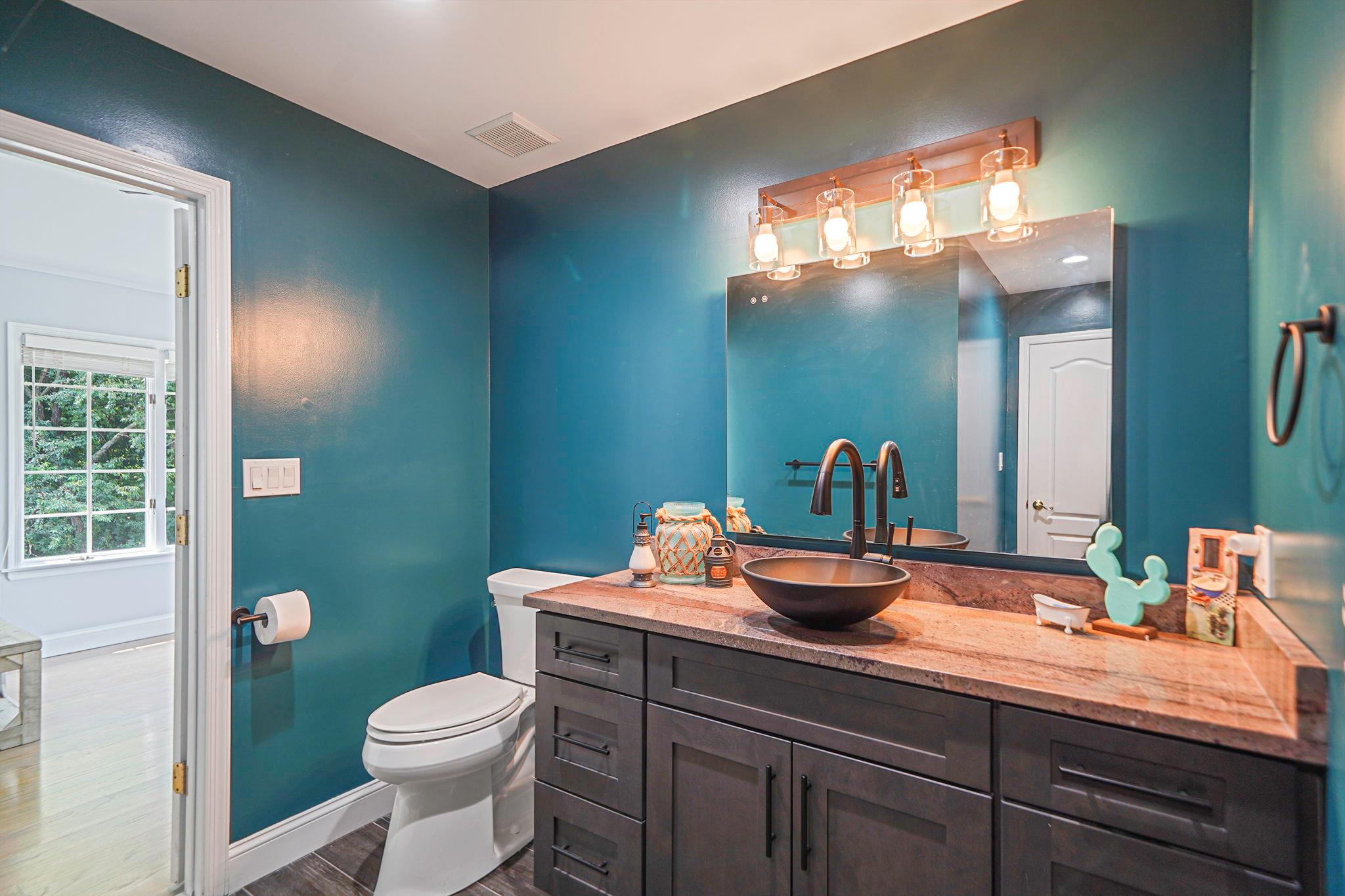 12 Griffen Court, Miller Place, NY 11764