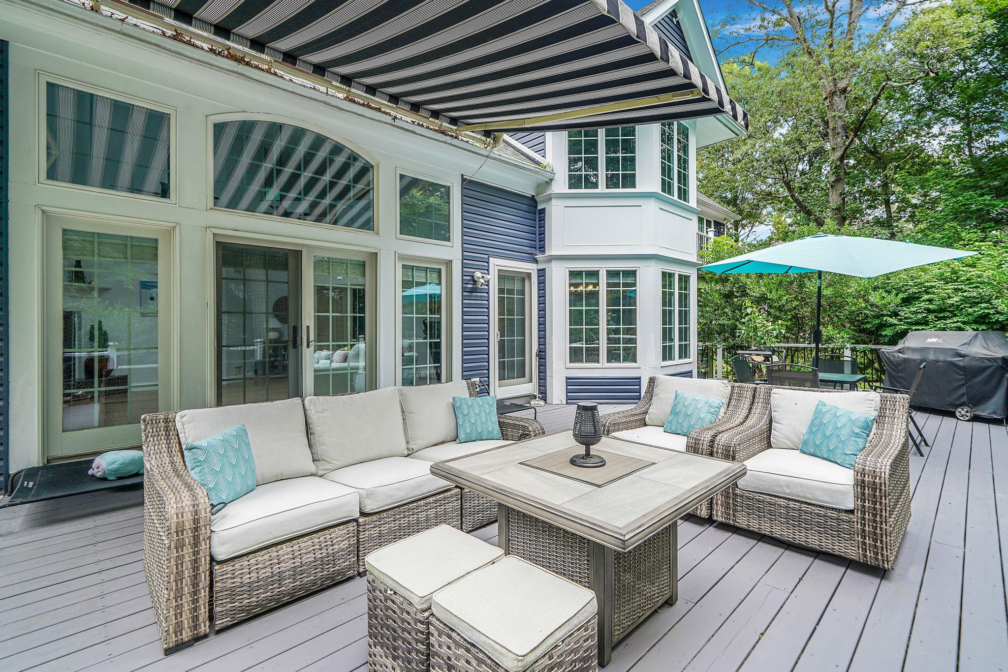 12 Griffen Court, Miller Place, NY 11764