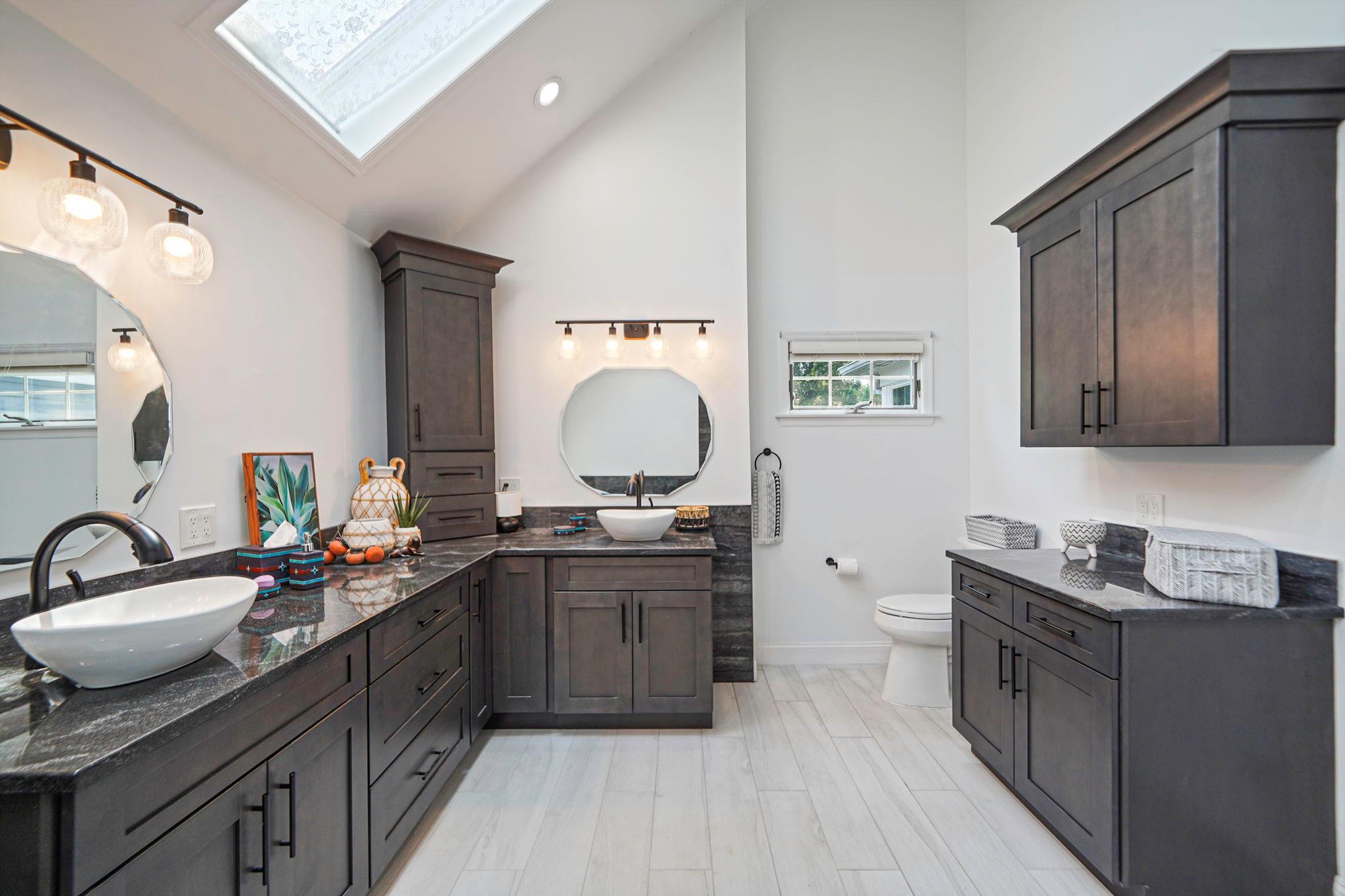 12 Griffen Court, Miller Place, NY 11764