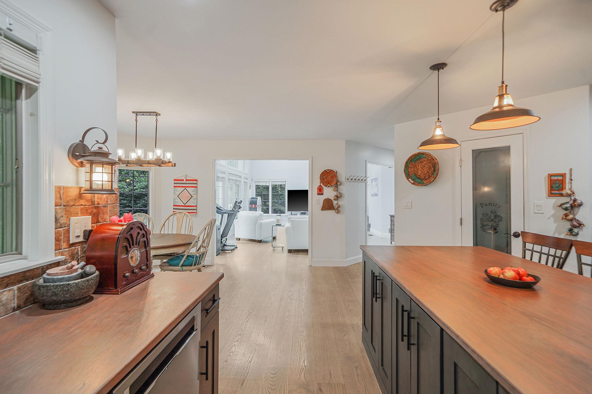 12 Griffen Court, Miller Place, NY 11764