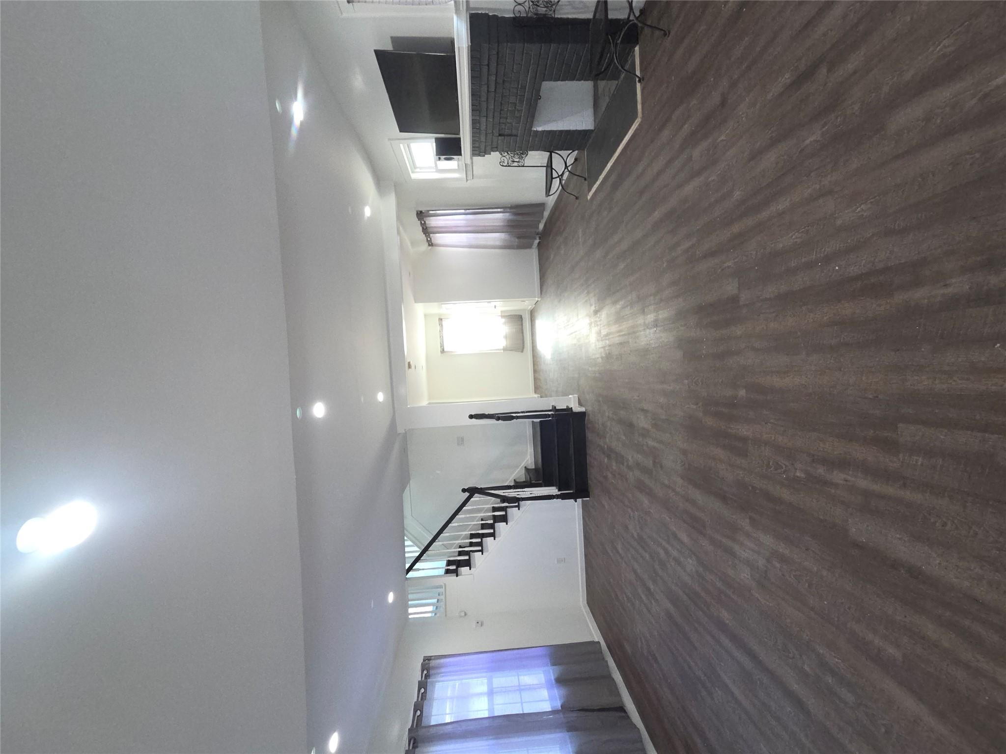 10532 192nd Street, Saint Albans, NY 11412