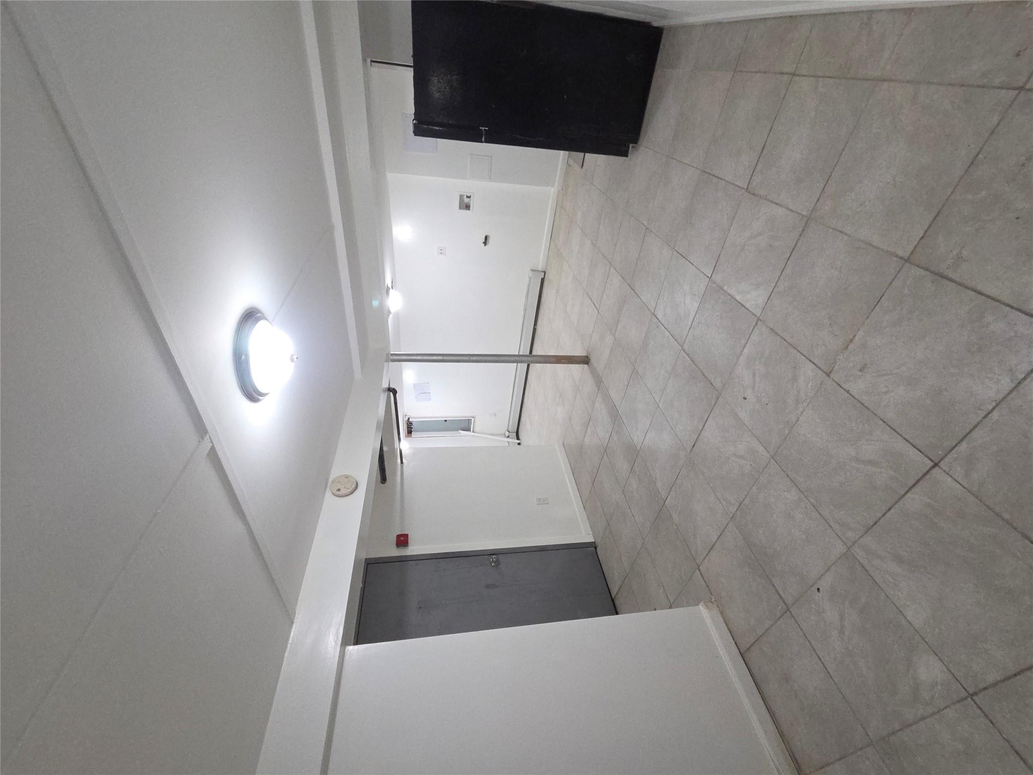 10532 192nd Street, Saint Albans, NY 11412