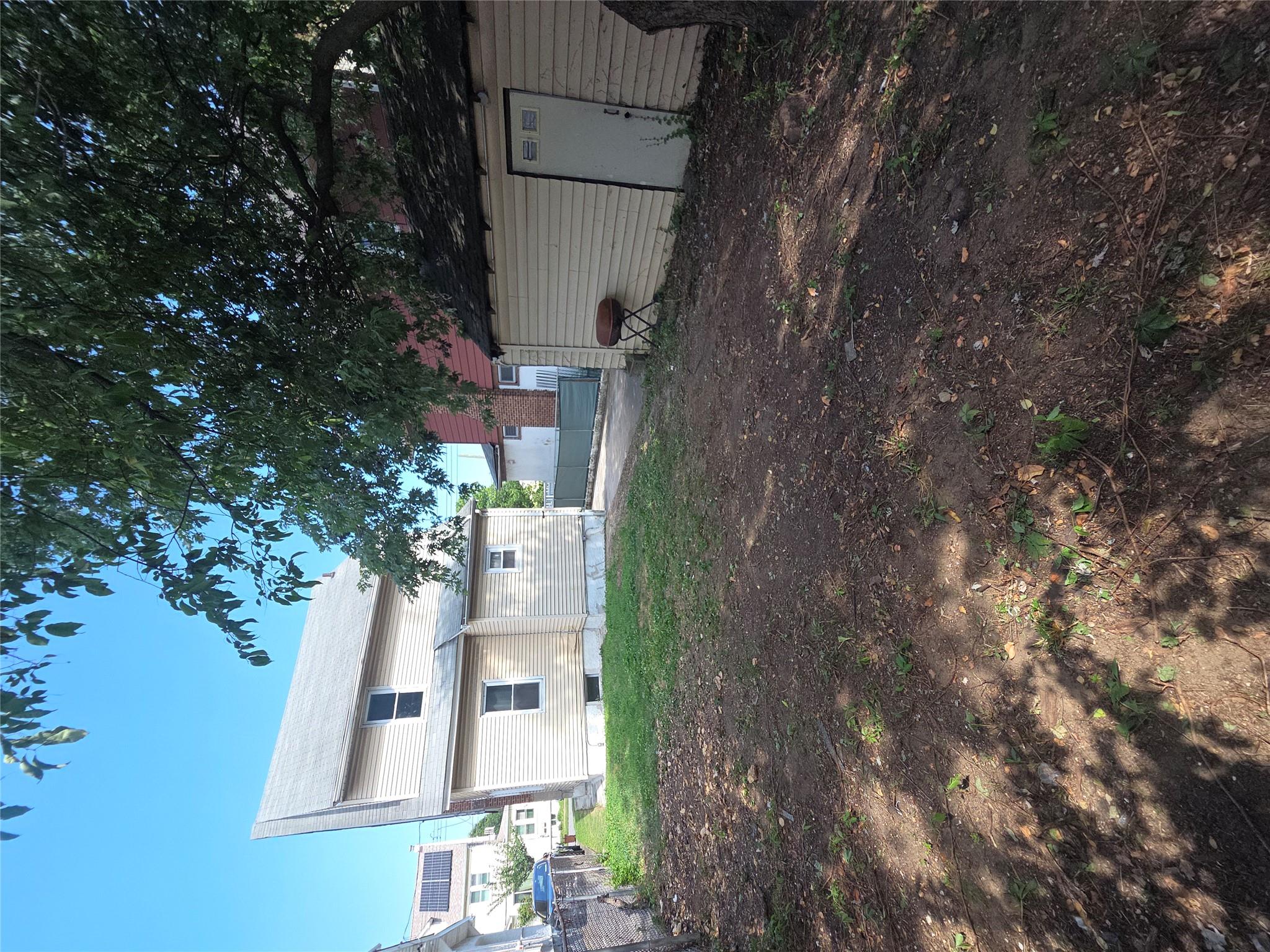 10532 192nd Street, Saint Albans, NY 11412