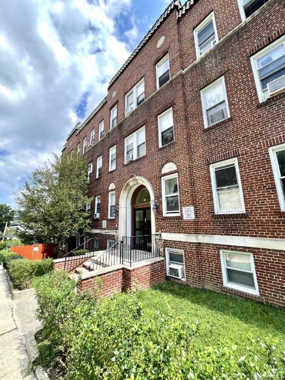98 Harding Avenue # LLA, White Plains, NY 10606