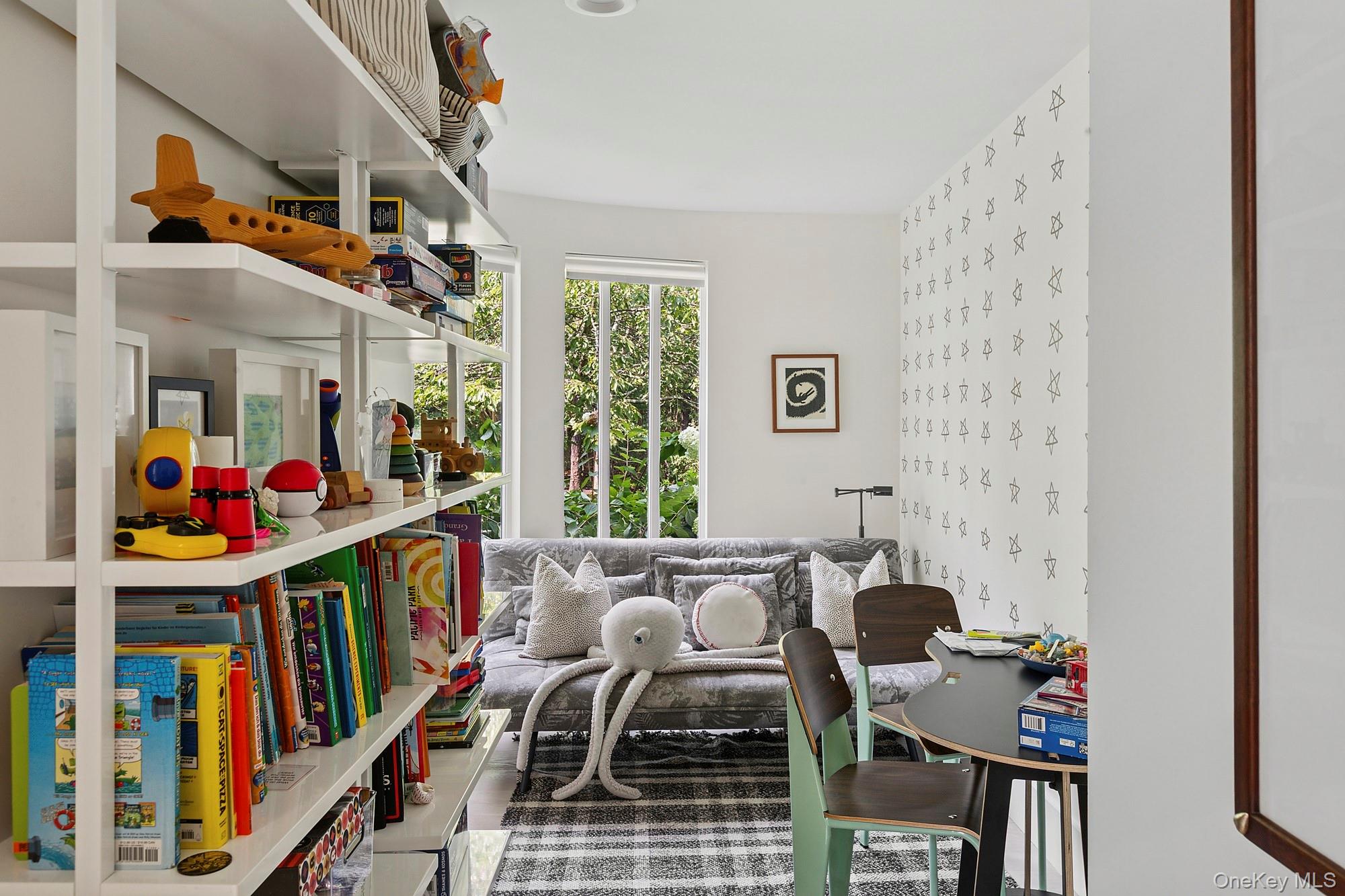 12 Honeysuckle Lane, East Quogue, NY 11942