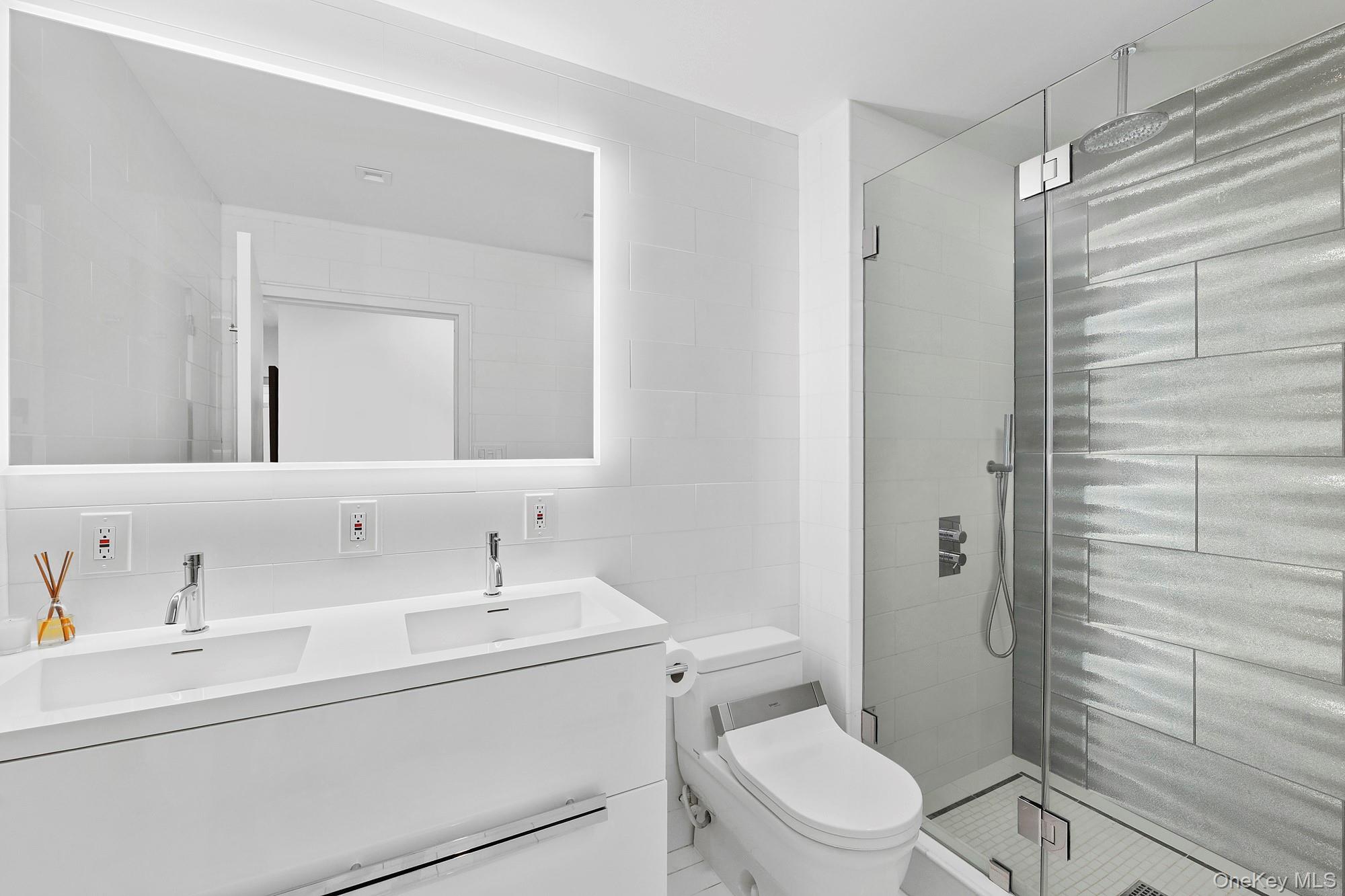 12 Honeysuckle Lane, East Quogue, NY 11942