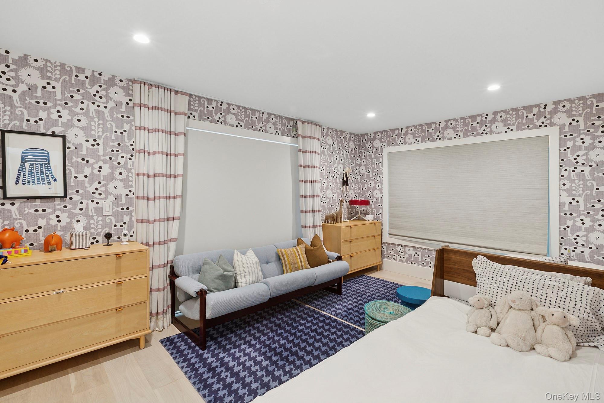 12 Honeysuckle Lane, East Quogue, NY 11942