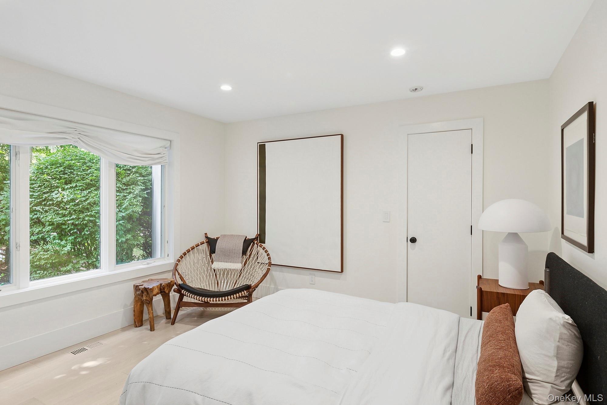 12 Honeysuckle Lane, East Quogue, NY 11942