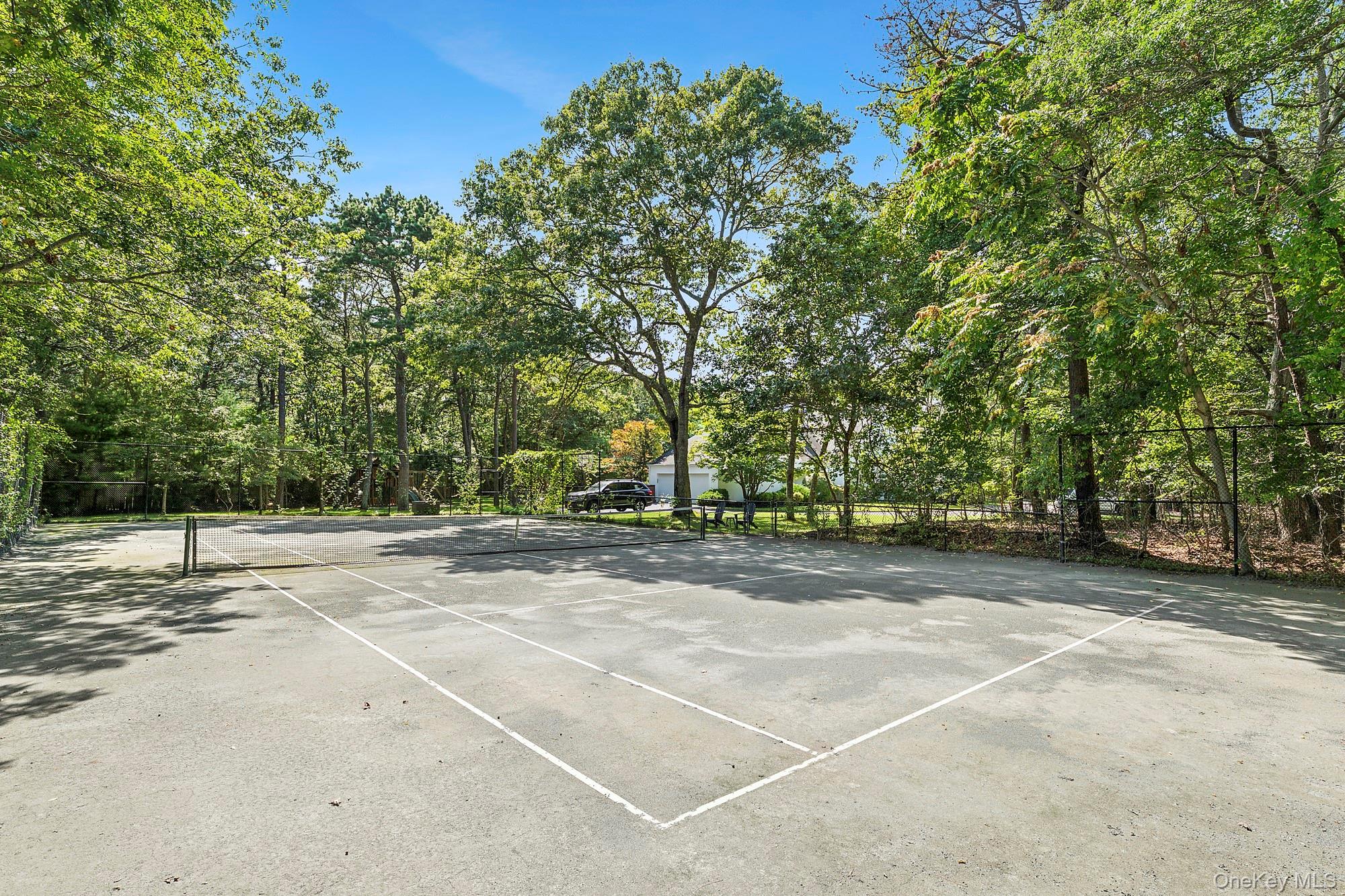 12 Honeysuckle Lane, East Quogue, NY 11942