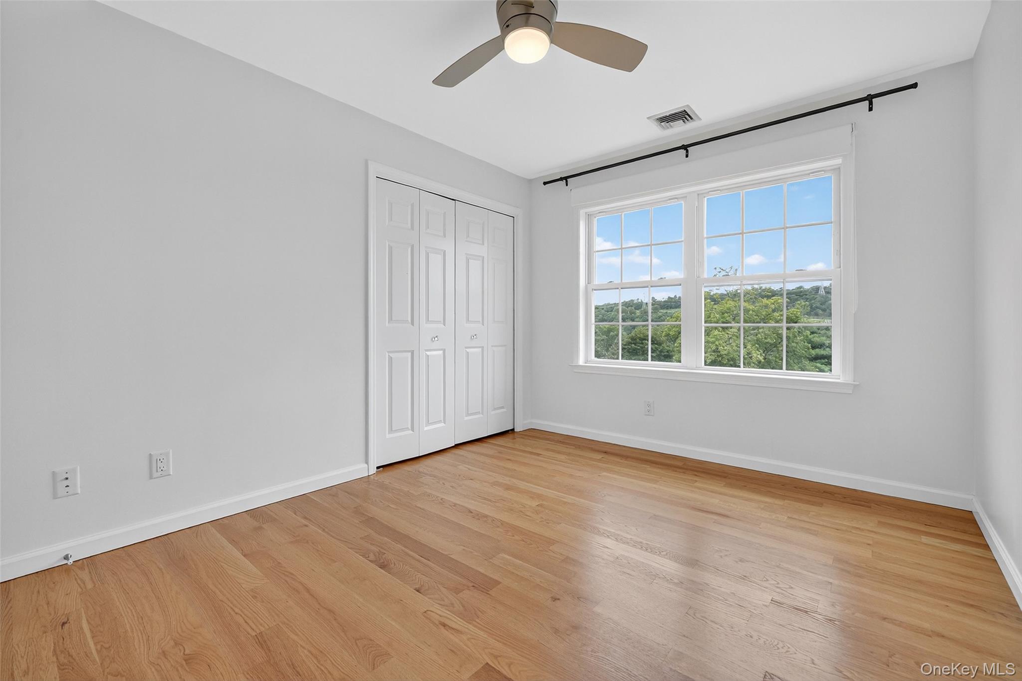 42 E Vincent Street, Elmsford, NY 10523